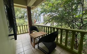 Wag Hill Homestay